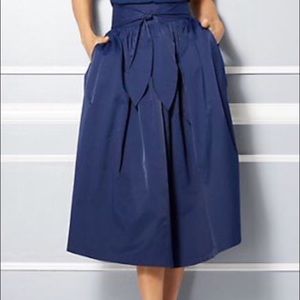 🎉🎉SALE🎉🎉Eva Mendes Skirt Size 4